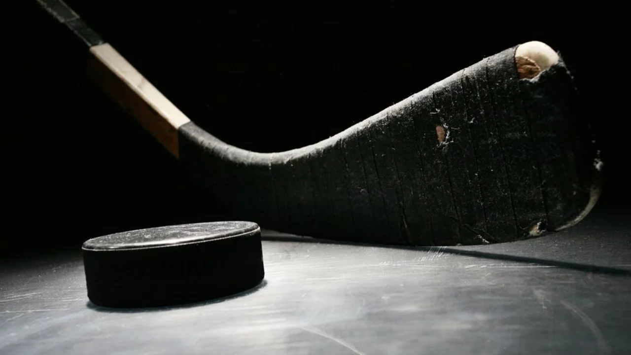 Können Sie beide Seiten eines Hockeyschlägers verwenden?